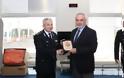 Δωρεά πέντε στολών χημικής προστασίας από την εταιρεία «Διεθνής Αερολιμένας Αθηνών ΑΕ» - Φωτογραφία 3