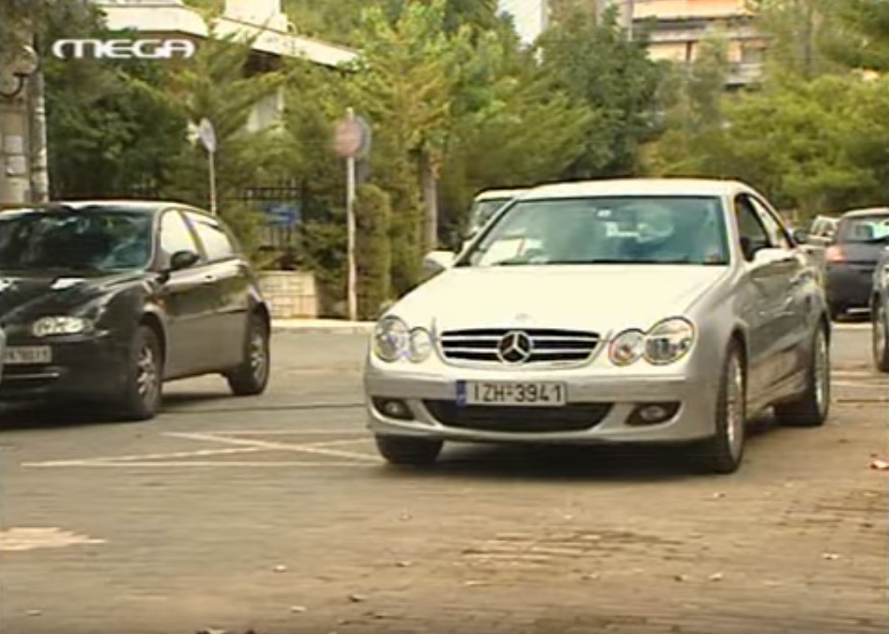 Αυτοκίνητα που λατρέψαμε μέσα από  την ελληνική τηλεόραση - Φωτογραφία 6