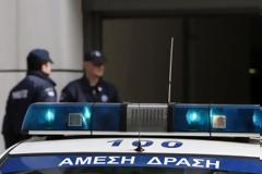 Έγκλημα στον Πειραιά: «Ο θείος μου προσπάθησε να με βιάσει και τον σκότωσα»
