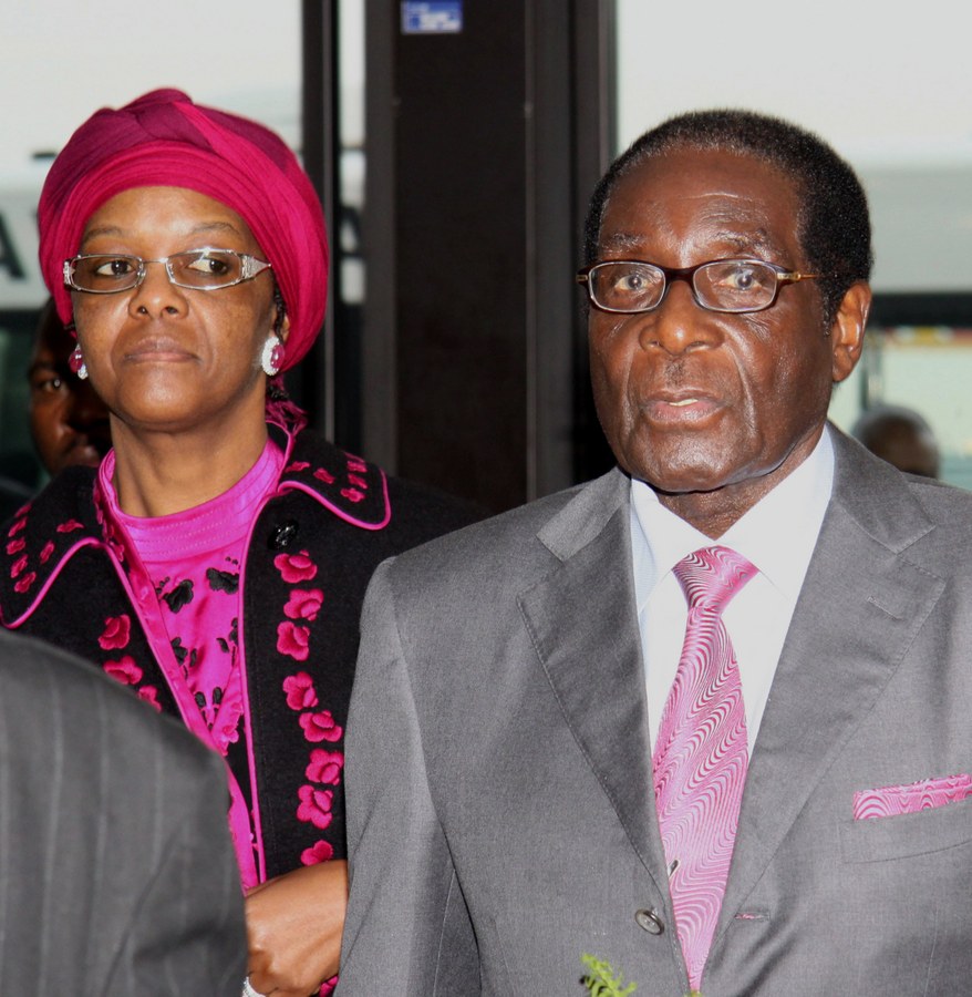 «Gucci» Γκρέις Μουγκάμπε: Ποια είναι η γυναίκα-δηλητήριο που προκάλεσε το πραξικόπημα στη Ζιμπάμπουε; - Φωτογραφία 4