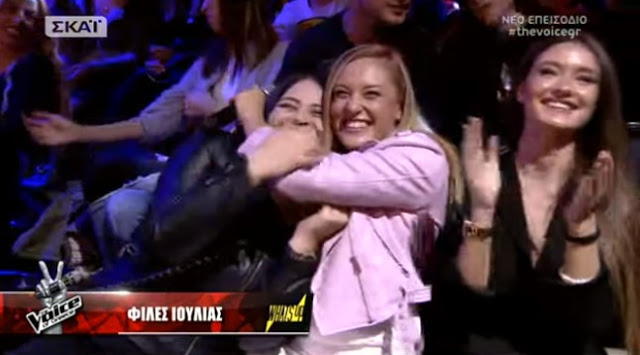 The Voice: Ο Μουζουράκης «τράβηξε»… μία κόκκινη γραμμή και πέρασε την Κωνωπινιώτισσα Ιουλία Καλλιμάνη! (Βίντεο-Φωτό) - Φωτογραφία 10