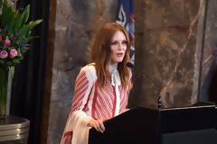 Η Julianne Moore τιμήθηκε στο Film Benefit του Μουσείου Μοντέρνας Τέχνης της Νέας Υόρκης (MoMA),