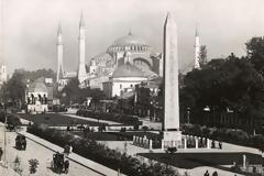 Γοητευτικές πτυχές της Πόλης σε έκθεση φωτογραφίας στο Σισμανόγλειο Μέγαρο