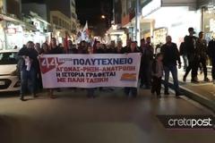 Πορεία στο κέντρο του Ηρακλείου για την επέτειο του Πολυτεχνείου [photos]