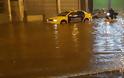 «Βουλιάζει» η Αθήνα - Αυτοκίνητα «κολυμπάνε» στο Κερατσίνι