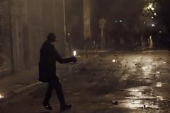 «Γης Μαδιάμ» σε Εξάρχεια, Θεσσαλονίκη και Πάτρα μετά τις πορείες για το Πολυτεχνείο
