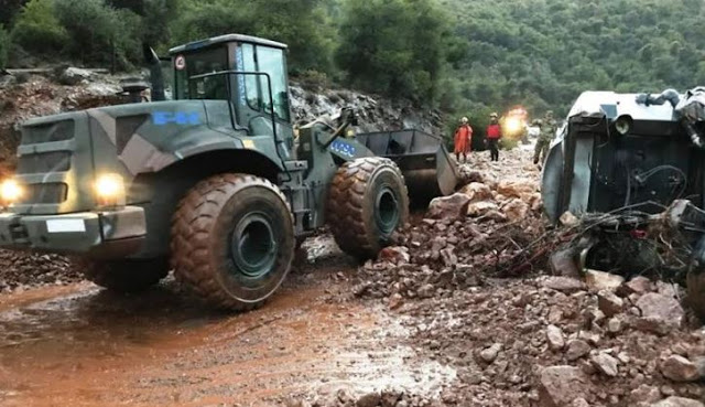 Συνδρομή Στρατού Ξηράς σε Νέα Πέραμο και Μάνδρα Αττικής - Φωτογραφία 5