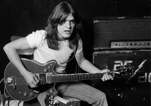 RIP MALCOLM YOUNG : Watch AC/DC Play Their Last Song With Malcolm Young - Φωτογραφία 1