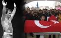 Συντετριμμένος ο Βαλέριος Λεωνίδης στην κηδεία του Σουλεϊμάνογλου - Φίλησε το φέρετρο και οι Τούρκοι τον αποθεώνουν