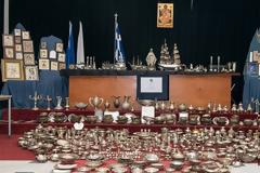 Μαφία των Ρομά: η ΕΛ.ΑΣ αναζητα χώρο για να... απλώσει τον θησαυρό των κλοπιμαίων Τόσο μεγάλη είναι η λεία...