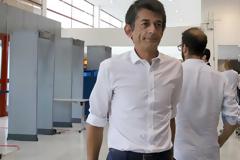 Ο Καρανίκας αποκάλεσε «βρωμιάρα», «τσόλι», «σίχαμα» επιχειρηματία από τη Μύκονο