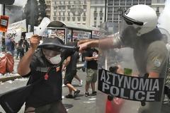 Δίκη 18 αστυνομικών για τα επεισόδια του 2011: Κλήση προς τον επικεφαλής των αστυνομικών δυνάμεων στο Χίλτον