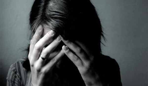 Σοκάρουν τα στοιχεία για τις κακοποιημένες γυναίκες: Θύματα του συζύγου 8 στις 10 - Φωτογραφία 1