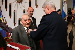 Απονομή Μεταλλίου σε Έφεδρο Λοχία 103 Ετών (ΦΩΤΟ)