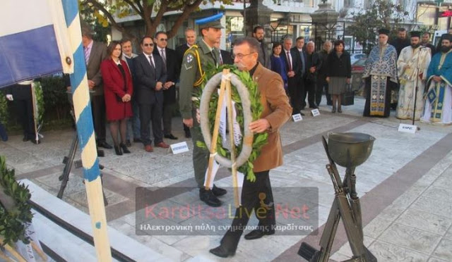 Τιμήθηκε στην Καρδίτσα η ημέρα των Ενόπλων Δυνάμεων και η ημέρα του Αποστράτου/Βετεράνου - Φωτογραφία 8