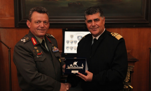 Συνάντηση Αρχηγού ΓΕΝ με τον Αρχηγό του Γενικού Επιτελείου Εθνικής Φρουράς Κύπρου - Φωτογραφία 1