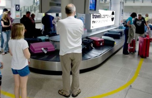 Πάρε πρώτος την βαλίτσα σου απ’το αεροδρόμιο μ’ ένα κολπάκι! - Φωτογραφία 1