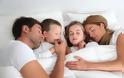 Πόσο καλό ή κακό κάνει στο παιδί να κοιμάται μαζί με τους γονείς του; - Φωτογραφία 1