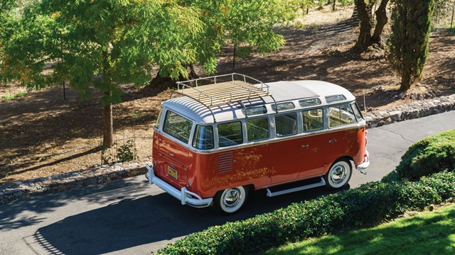 Volkswagen Microbus Deluxe - Φωτογραφία 2