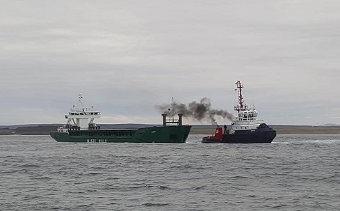 Διάσωση φορτηγού πλοίου με μηχανική βλάβη στην Σκωτία - Φωτογραφία 1