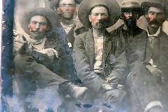 Βρέθηκε σπάνια φωτογραφία του Billy The Kid όπου ποζάρει με τον «μελλοντικό» δολοφόνο του