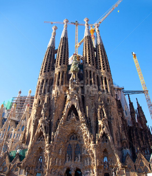 Τερμίτες κατασκεύασαν τη δική τους Sagrada Familia! - Φωτογραφία 3