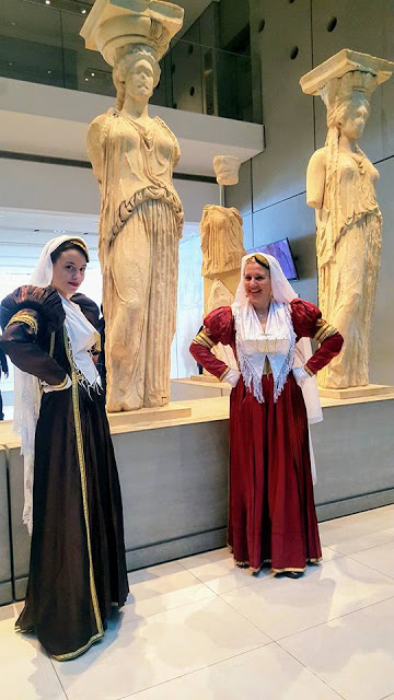 Η Λευκαδίτικη φορεσιά στο Μουσείο της Ακρόπολης - Φωτογραφία 4