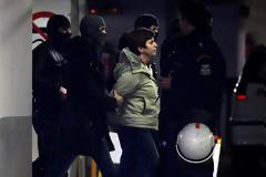 Πόλα Ρούπα: «Για το κρατικό έγκλημα στη Μάνδρα θα πληρώσει κανείς;»