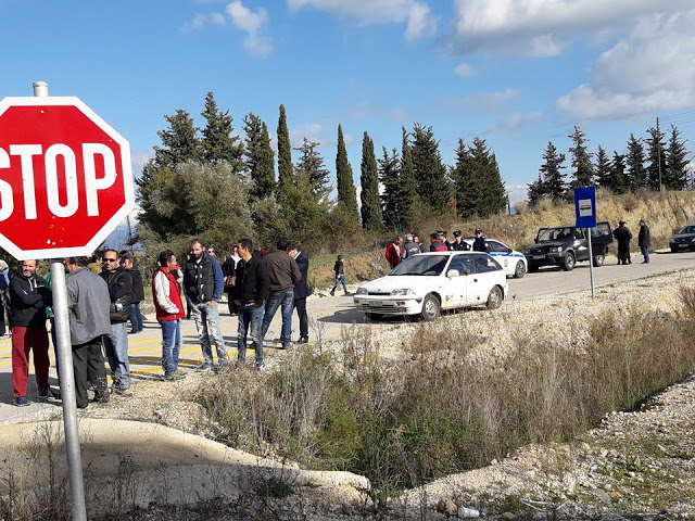 ΘΥΡΡΕΙΟ: Διαμαρτυρία κατοίκων για να αποτραπεί η εγκατάσταση μονάδας με βιορευστά (ΦΩΤΟ: Στέλλα Λιάπη) - Φωτογραφία 16