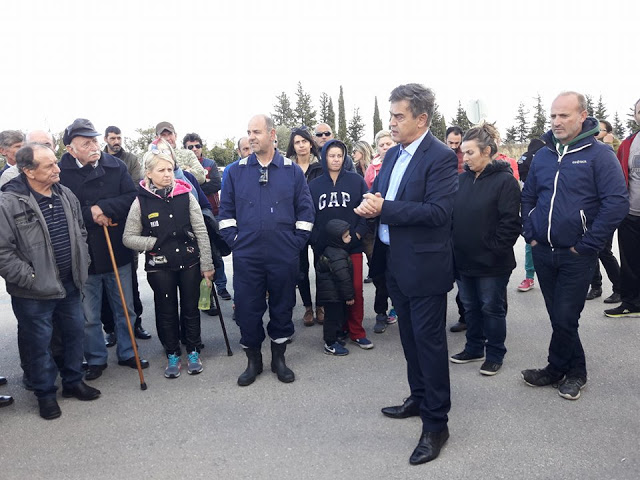 ΘΥΡΡΕΙΟ: Διαμαρτυρία κατοίκων για να αποτραπεί η εγκατάσταση μονάδας με βιορευστά (ΦΩΤΟ: Στέλλα Λιάπη) - Φωτογραφία 24