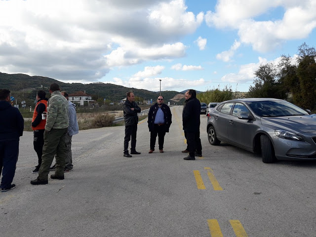 ΘΥΡΡΕΙΟ: Διαμαρτυρία κατοίκων για να αποτραπεί η εγκατάσταση μονάδας με βιορευστά (ΦΩΤΟ: Στέλλα Λιάπη) - Φωτογραφία 80