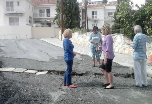 Κύπρος: Καταστροφές σε 25 κατοικίες στο Πισσούρι - Φωτογραφία 1