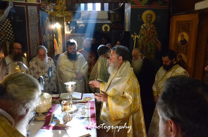 Πανηγυρική Θεία Λειτουργία στη Ι. Μ. Οσίου Δαυίδ για την αγιοκατάταξή του Γέροντος Ιακώβου Τσαλίκη (φωτογραφίες) - Φωτογραφία 11