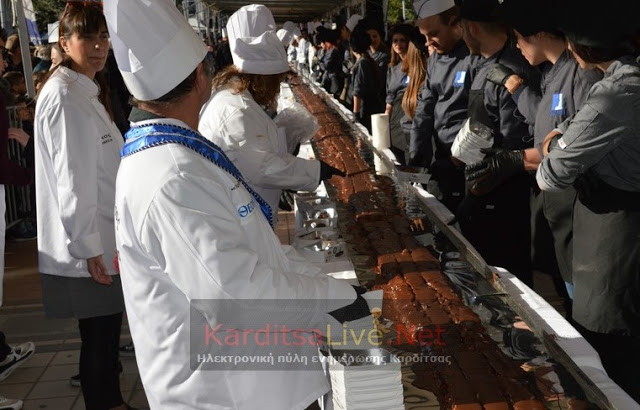 Στα ρεκόρ Guinnnes η Καρδίτσα με νουγκατίνα σοκολάτα 100 μέτρων και 21 εκατοστών - Φωτογραφία 11