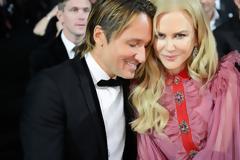 To τεράστιο δώρο του Keith Urban στη Nicole Kidman δεν χωράει σε κουτί [video]