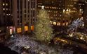 Έλαμψε στη Νέα Υόρκη το δέντρο των Χριστουγέννων