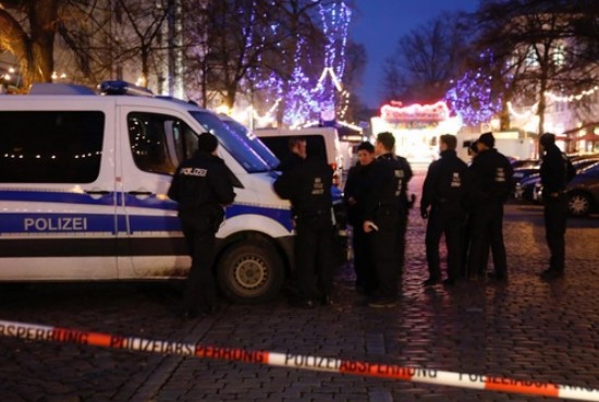 Ήθελαν να αιματοκυλίσουν χριστουγεννιάτικη αγορά - Οι γερμανικές αρχές απέτρεψαν τρομοκρατική επίθεση - Φωτογραφία 1
