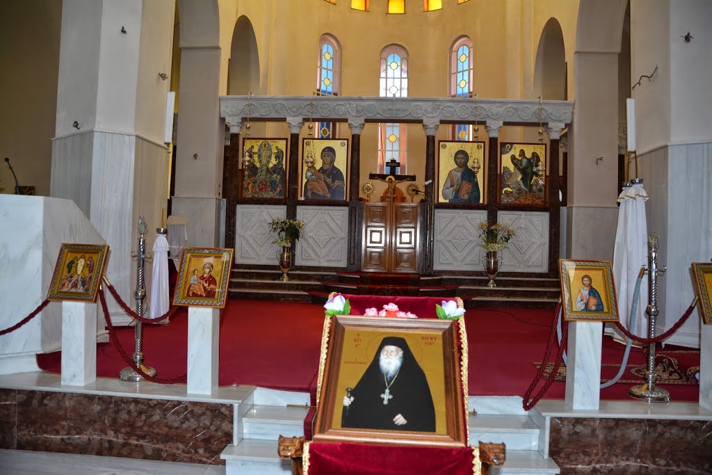 Σήμερα 2 Δεκεμβρίου, η Εκκλησία μας τιμά την μνήμη του Οσίου  Πορφυρίου του Καυσοκαλυβίτου, του διορατικού και θαυματουργού - Φωτογραφία 1