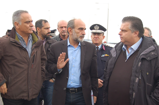 Επίσκεψη του Υπουργού Εσωτερικών στις πληγείσες περιοχές του Δήμου Ιερής Πόλης Μεσολογγίου - Φωτογραφία 1