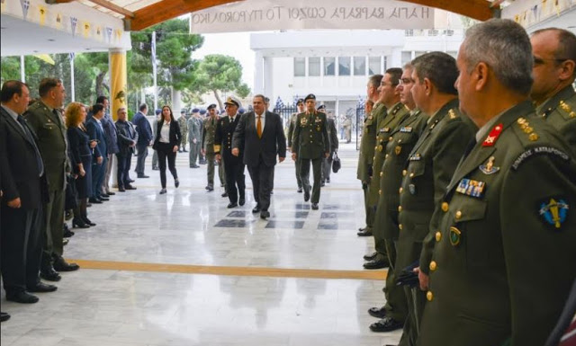 Χαιρετισμός ΥΕΘΑ Πάνου Καμμένου στην εκδήλωση για την εορτή της Προστάτιδος του Πυροβολικού Αγίας Βαρβάρας στη Σχολή Πυροβολικού - Φωτογραφία 2