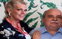 Νίκος Βούτσης: Χώρισε τη γυναίκα του και παντρεύτηκε μια 22 χρόνια νεότερη
