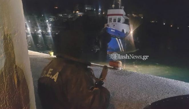 Χανιά: Ρεσάλτο από κομάντο του λιμενικού σε ναρκοσκάφος με 7 τόνους χασίς - Φωτογραφία 2