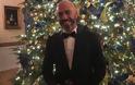 Απίστευτο! Γνωστός Έλληνας τραγουδιστής επίσημος προσκεκλημένος στο Χριστουγεννιάτικο πάρτι του Ντόναλντ Τραμπ (ΦΩΤΟ) - Φωτογραφία 1