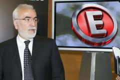 Σχεδόν απαράδεκτο! Δεν φαντάζεστε ποιος συνόδευε τον Ιβάν Σαββίδη όταν πήγε να παραλάβει το Έψιλον!