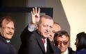 Τι σημαίνει ο χαιρετισμός του Ερντογάν με τα τέσσερα δάχτυλα στην Κομοτηνή [photos] - Φωτογραφία 3
