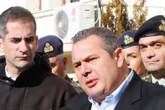 Στρατόπεδα «ρουσφετικής» δράσης ..σε Λαμία και Θήβα
