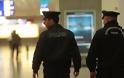 Γερμανία: Συνεχίζεται η «καραντίνα» για τους Έλληνες στα αεροδρόμια - Στέλνουμε κι άλλους αστυνομικούς