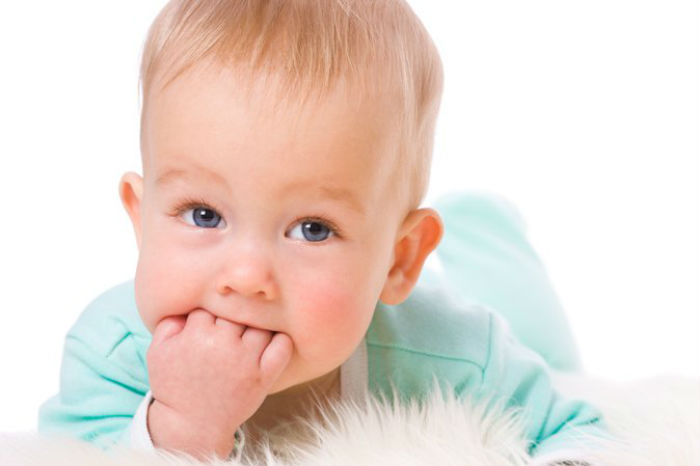 Τα πρώτα δοντάκια του μωρού: συμπτώματα και φροντίδα - Φωτογραφία 1