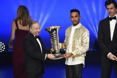 FIA: Λαμπερό γκαλά στις Βερσαλλίες!