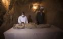Αρχαιολόγοι ανακάλυψαν μούμια 3.500 ετών σε ανεξερεύνητο τάφο στο Λούξορ - Φωτογραφία 3